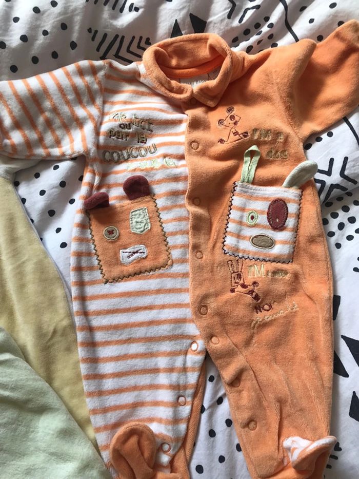 Lot de 3 pyjamas 1 mois - photo numéro 2