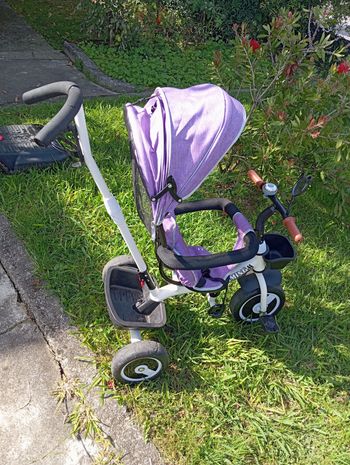 Tricycle jinming comme neuf