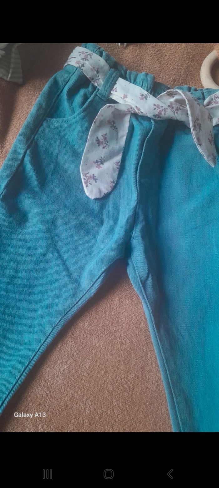 Jeans 12 mois - photo numéro 2