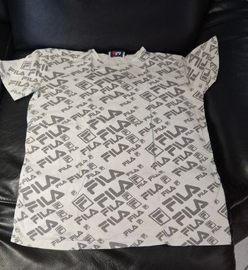 Tee shirt
