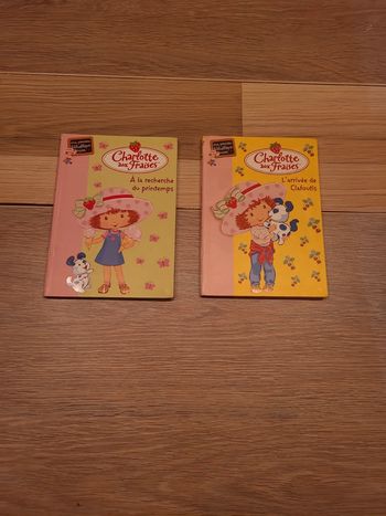 Livres charlotte aux fraises