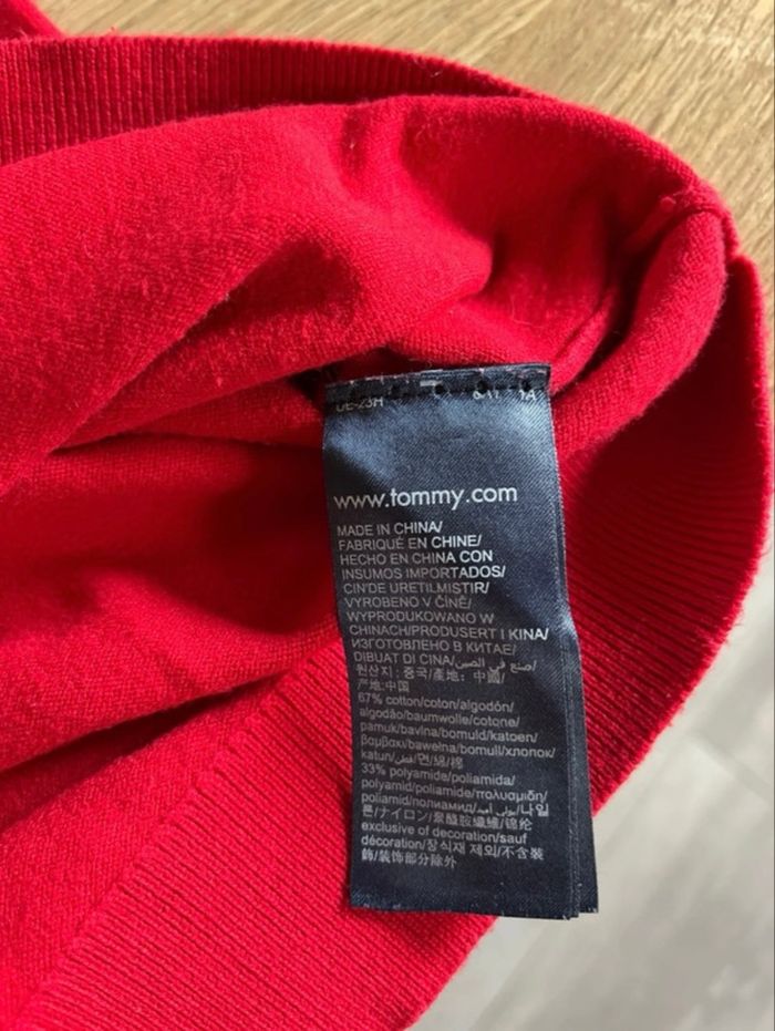 Tommy Hilfiger-Sweat col V taille M-Très bon état - photo numéro 9