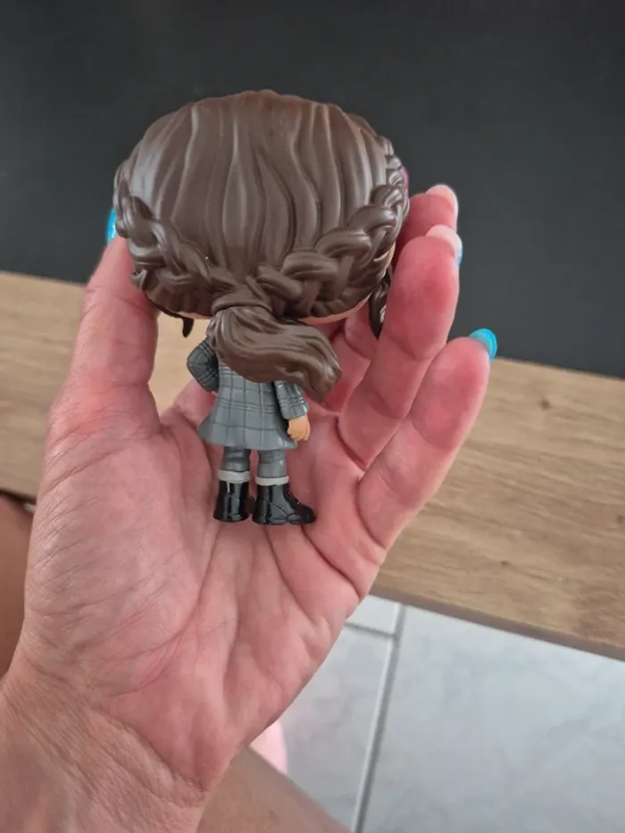 Funko pop MJ spiderman - photo numéro 3