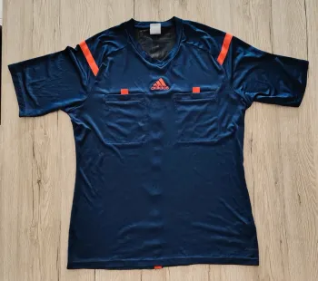 Tee shirt adidas