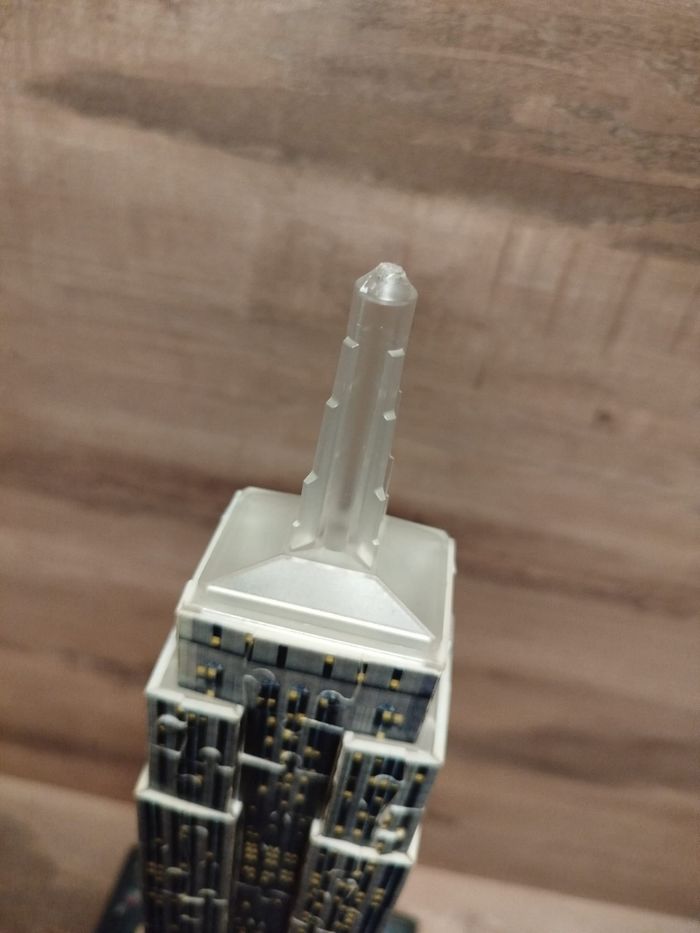 Puzzle 3D lumineux Empire State Building Night Édition Ravensburger - photo numéro 8