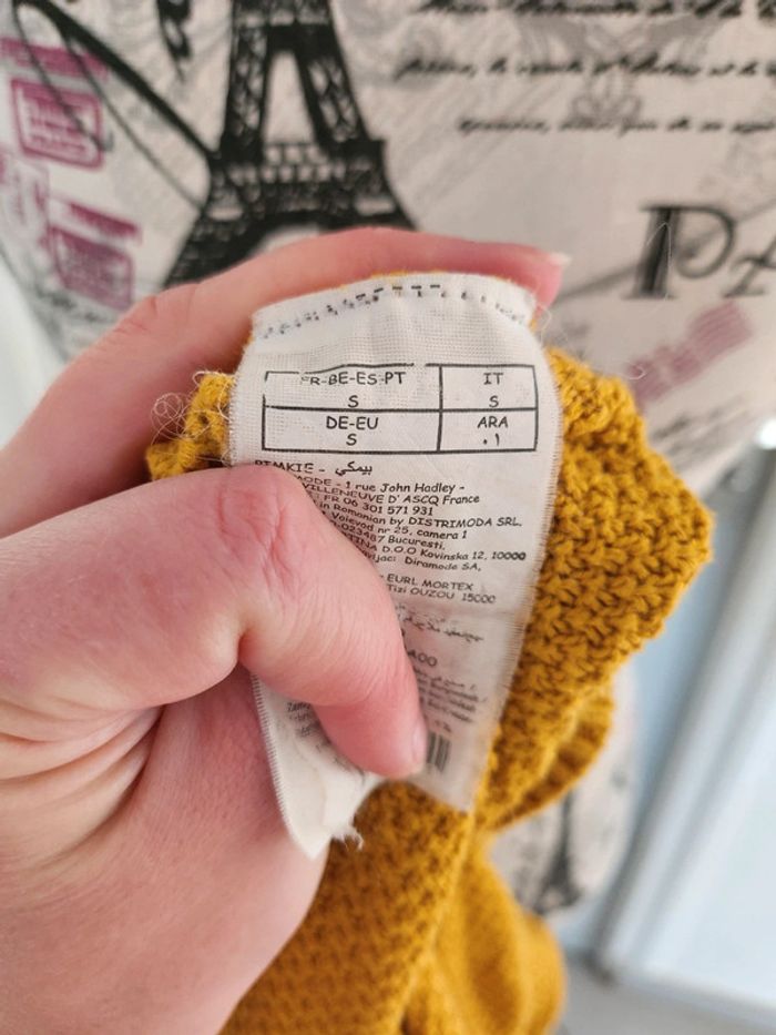 Très Joli pull à mailles de couleur moutarde de marque Pimkie et de taille 36 - photo numéro 5