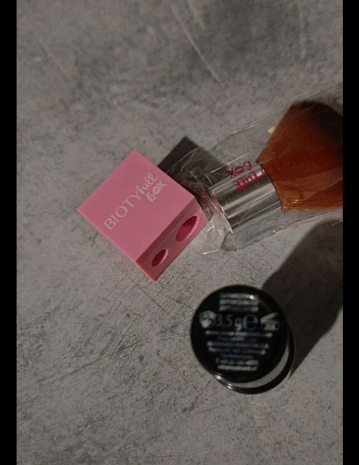 Correcteur taille crayon et pinceau - photo numéro 3