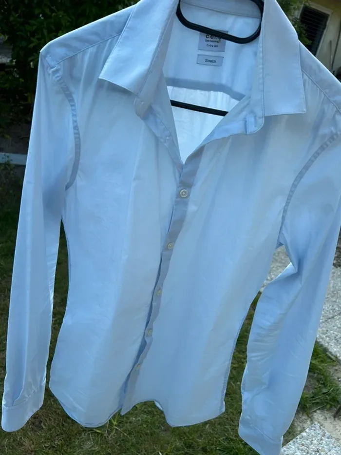 Chemise bleu clair