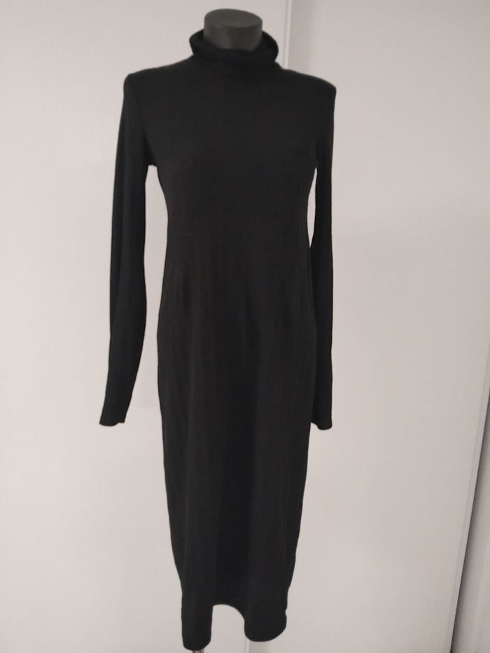 Robes femmes taille M comme neuf prix 5euros la robes - photo numéro 4