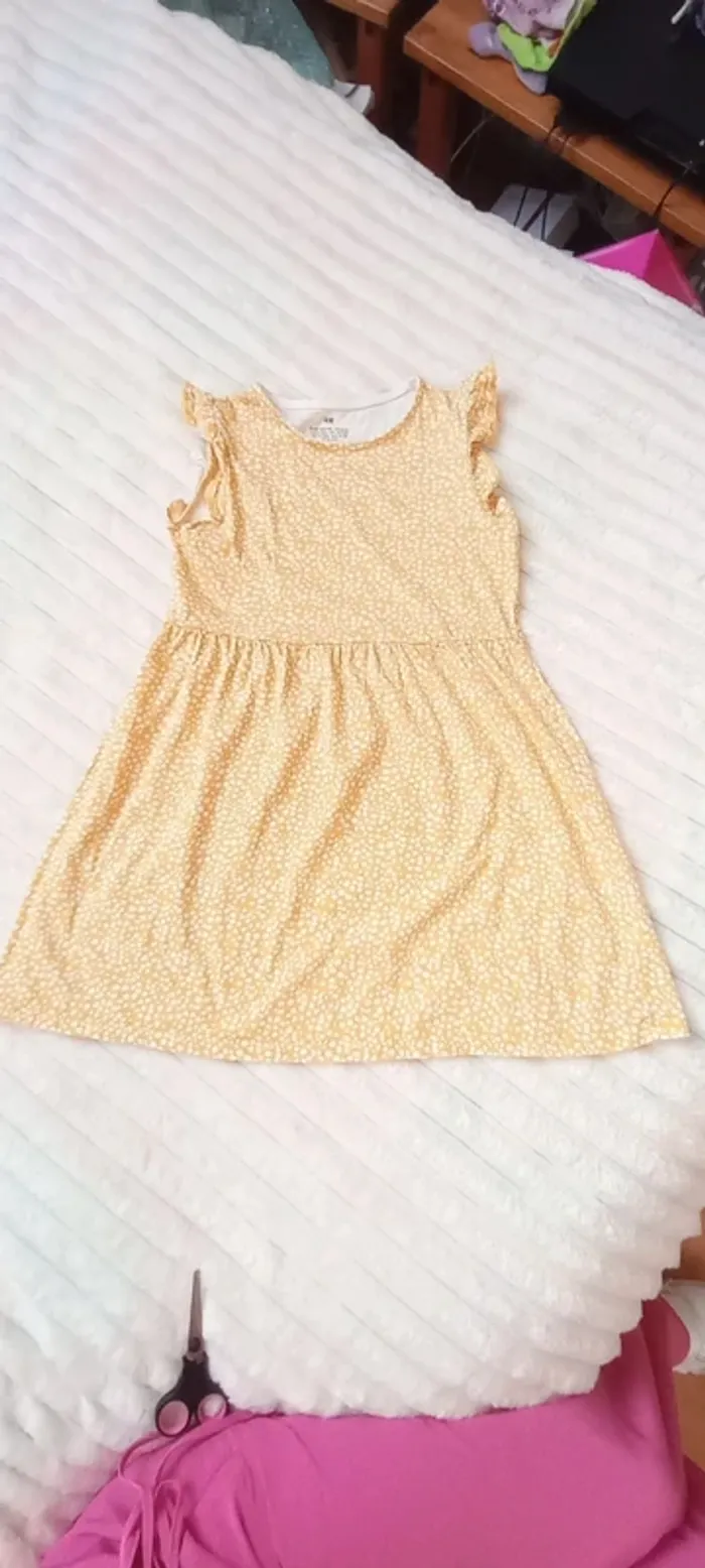 Robe jaune H&M 9 ans - photo numéro 10
