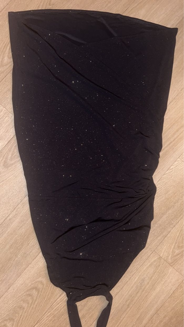 Robe moulante - photo numéro 3