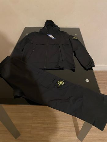 Ensemble stone island 