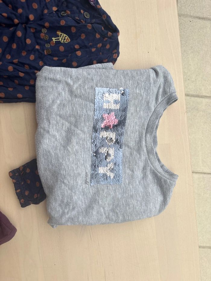 Lot vêtements fille 5 ans - photo numéro 3