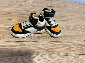 Baskets - pointure 24