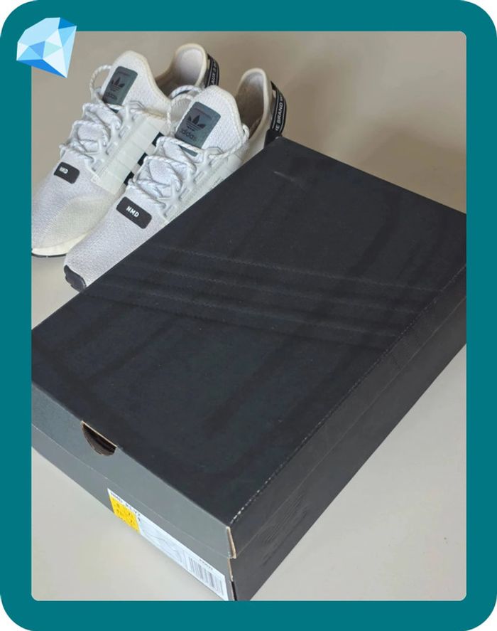 Adidas nmd r1 v2 blanche avec facture - photo numéro 15