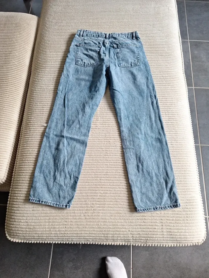 Jean troué straight - photo numéro 6