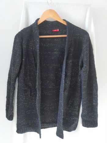 Gilet noir sans boutons