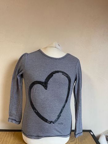 T shirt ML fille taille 122