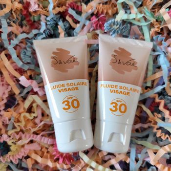 2 fluides solaires visage SPF30
