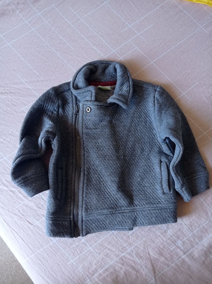 Veste grise tape a l oeil 18mois