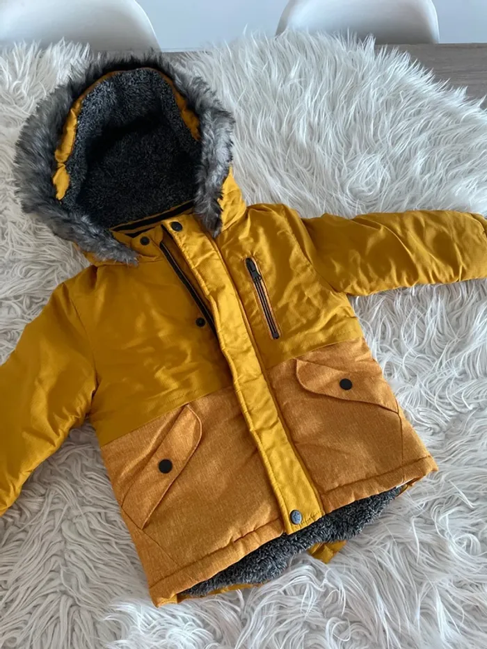 Manteau capuche
