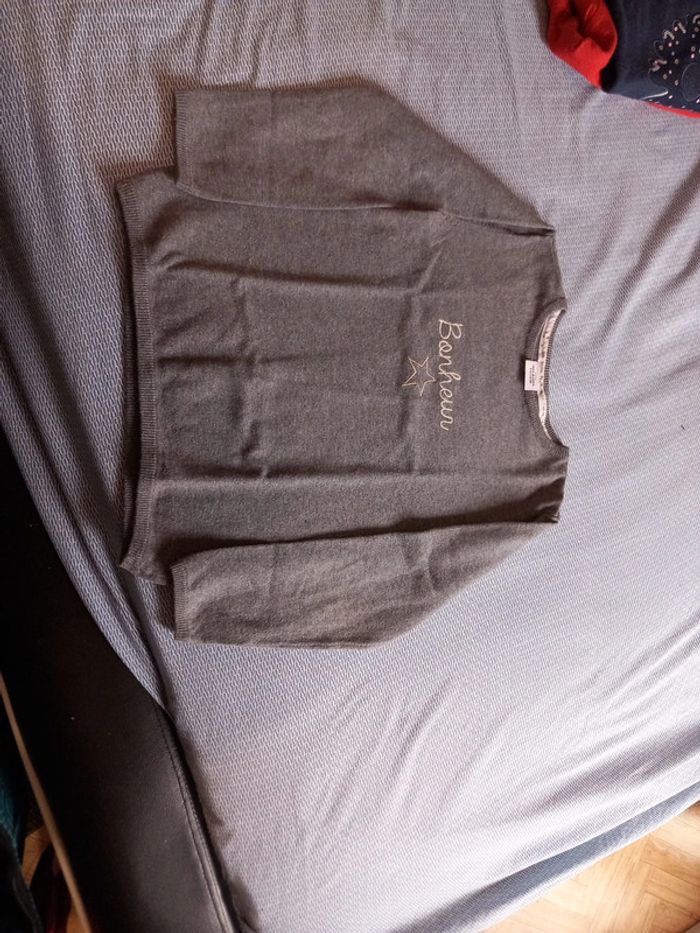 Pull fille - photo numéro 2