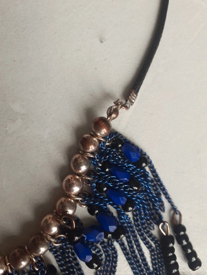 Collier perles bleu noir - photo numéro 4