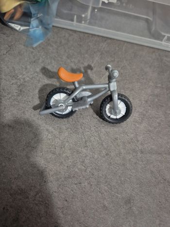 Vélo playmobil