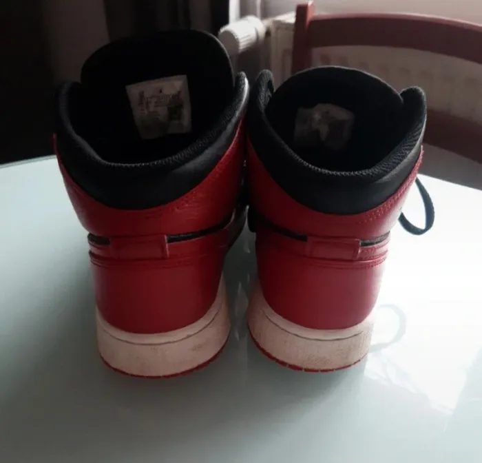 Nike Air Jordan 1 Mid Bred- Pointure 38,5 - photo numéro 6