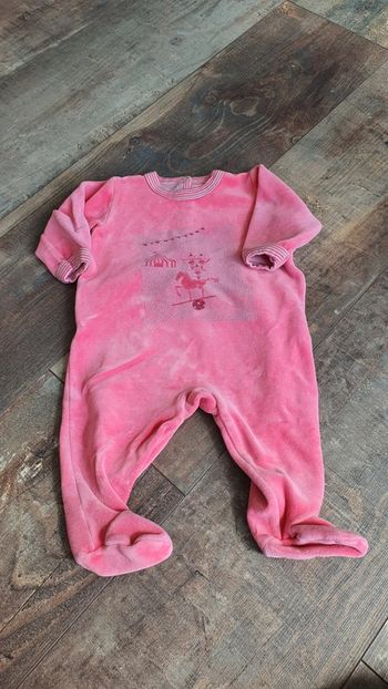 Très beau pyjamas petit bateau 3 mois en très bon état 👌