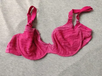 Soutien-gorge allaitement Colline fushia taille 105D