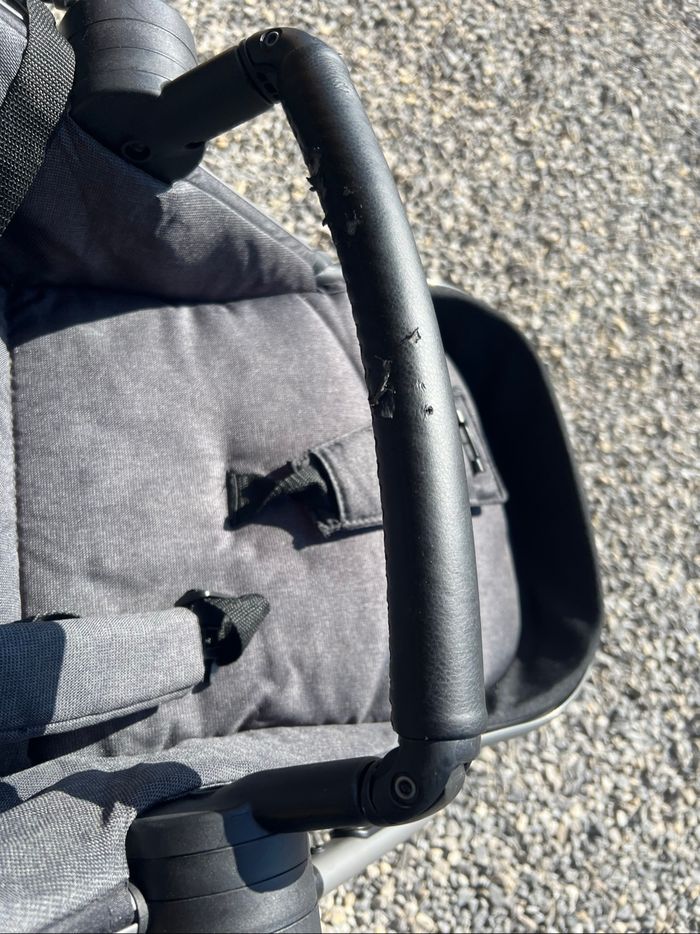 Poussette Chicco Trio Best Friend Pro Comfort I-Size + base isofix - photo numéro 9