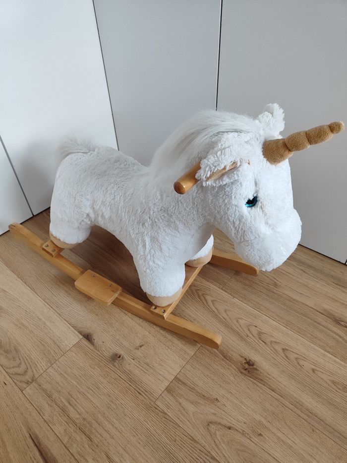 Licorne a bascule