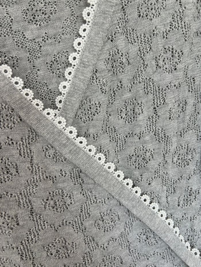 Pull fin gris - photo numéro 3