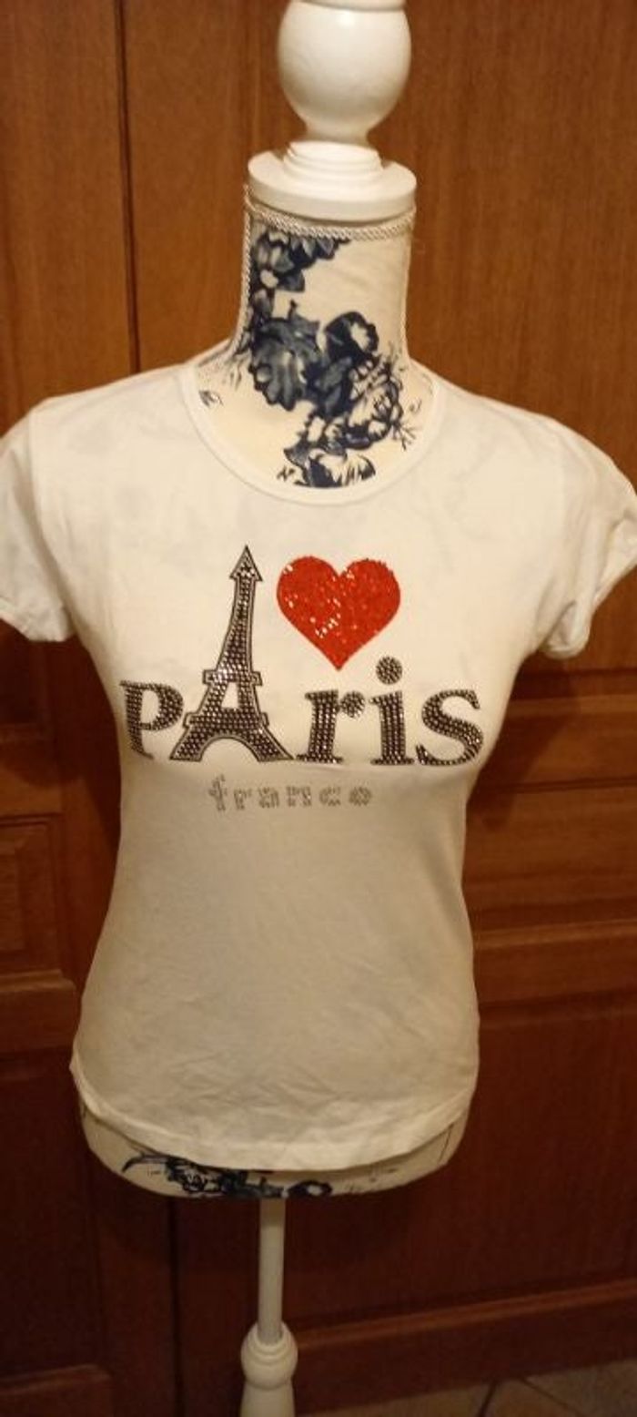 Tshirt manches courtes