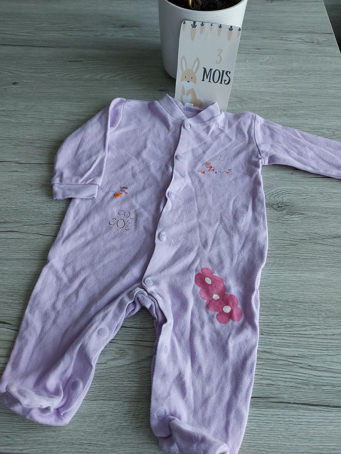 3 pyjamas 3 mois - photo numéro 2