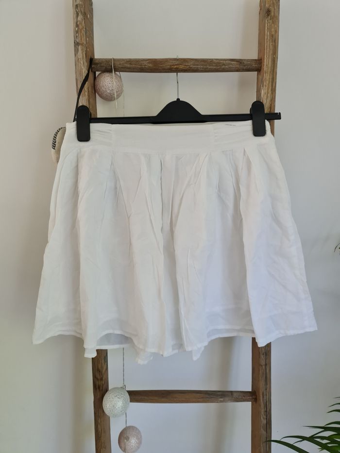 Jupe Naf Naf blanche taille 40 L - photo numéro 2
