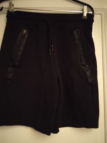 Short kiabi taille S 