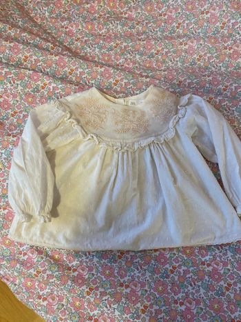 Blouse écru plumetis Zara