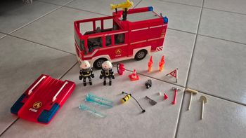 Fourgon d'intervention des pompiers 