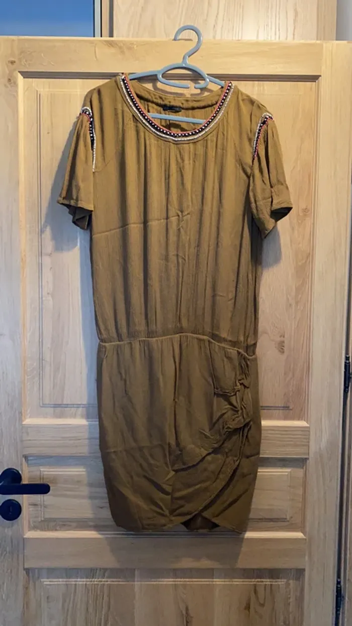 Robe ikks kaki taille 34