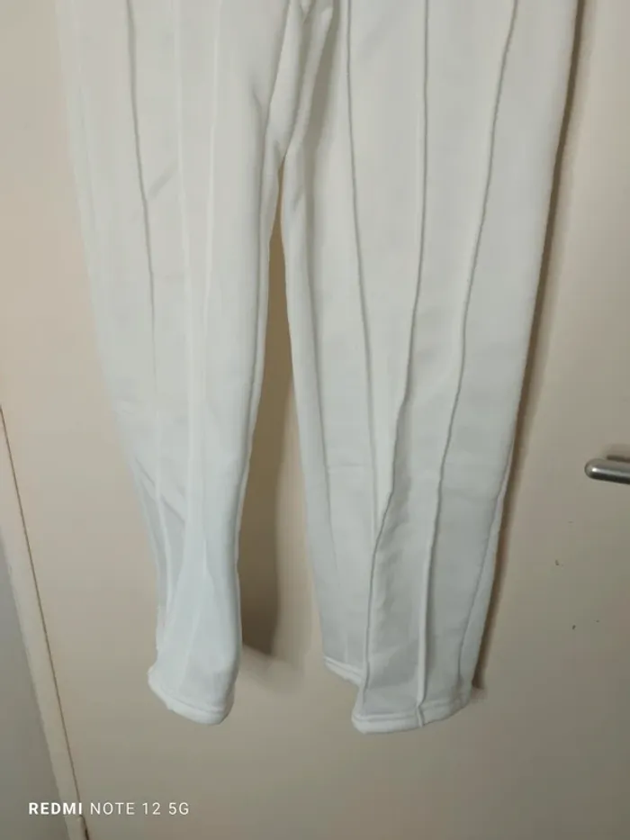 Pantalon de jogging jambes larges taille M - photo numéro 4