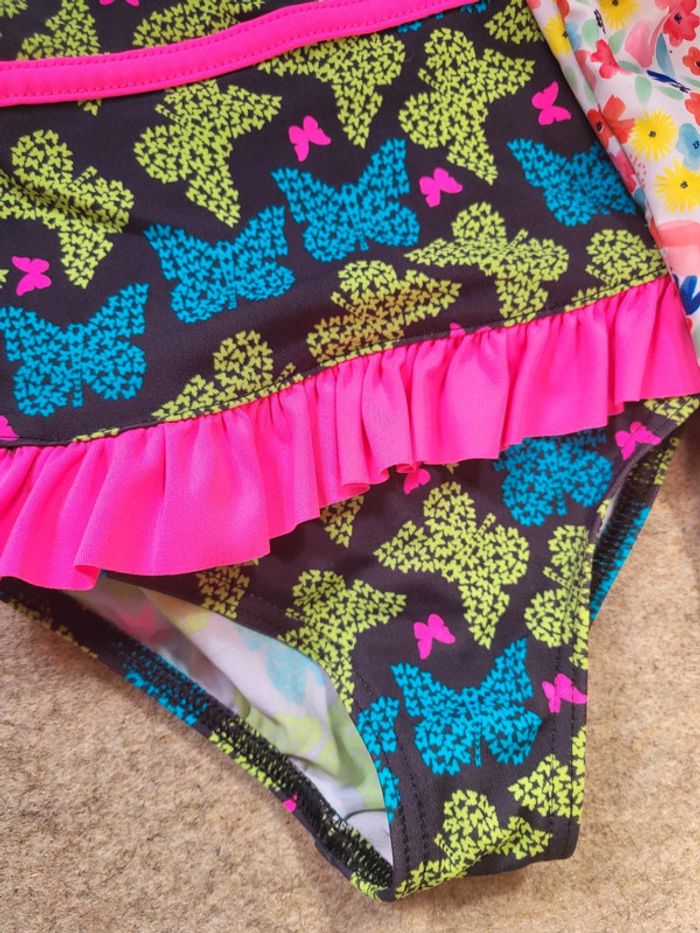 Lot de 2 maillots de bain 2 ans fille neufs - photo numéro 6