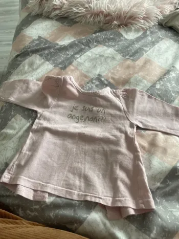 T-shirt rose