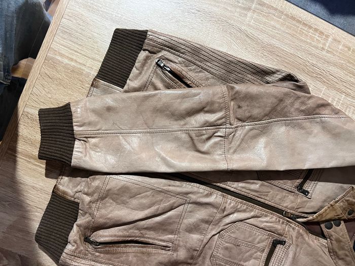 Veste en cuir véritable Zara Man, prix négociable