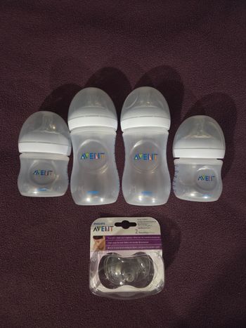 Lot repas bébé [4x biberons + Pots de conservation + sèche biberons / 2x Coffrets repas bébé]