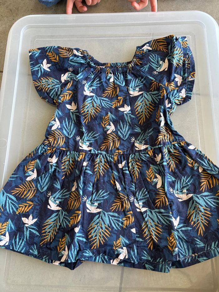 Robe bleu marine
