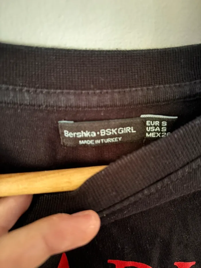 Pull court Bershka taille S - photo numéro 2