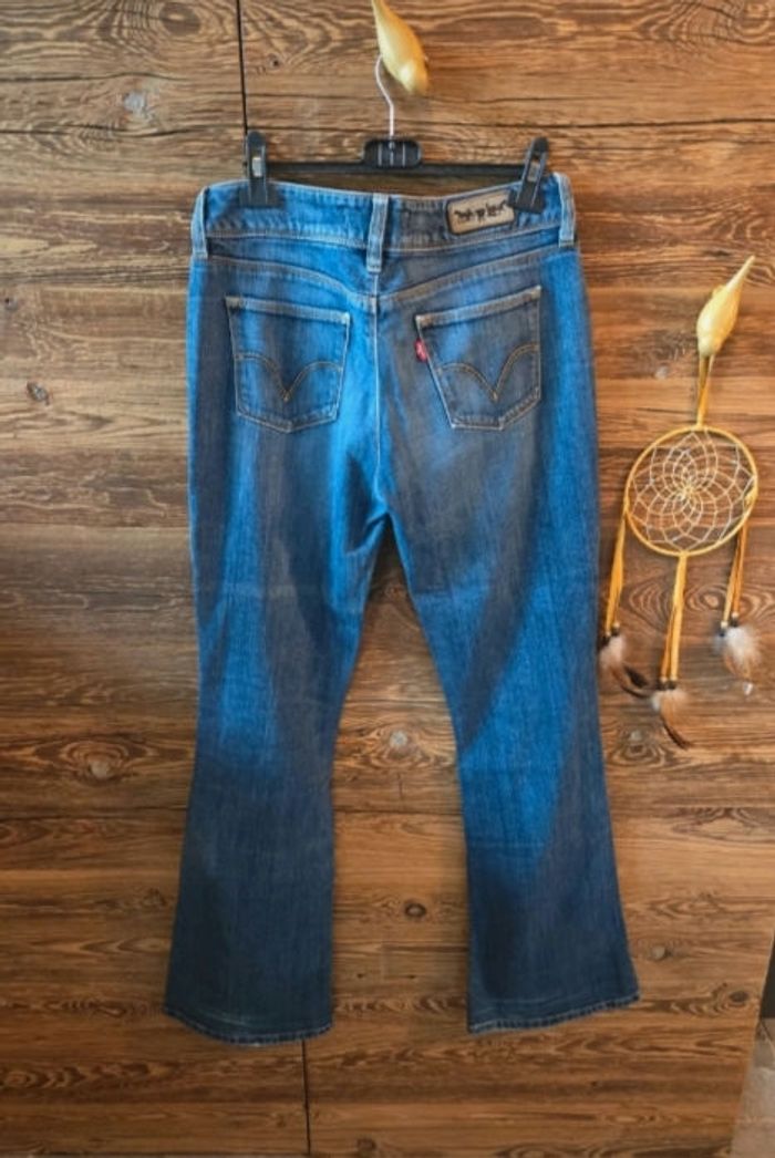 Jeans Levi's femme "pattes d'eph" - photo numéro 2