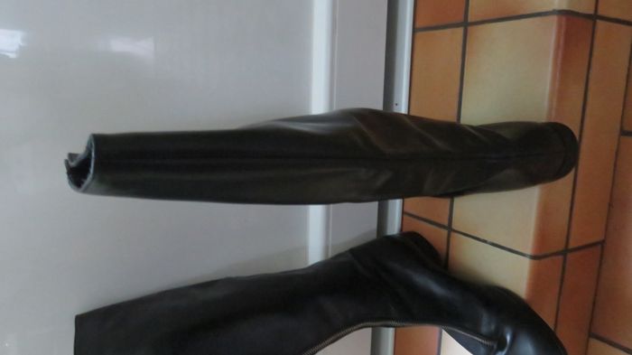 Bottes en cuir de marque VERO CUOIO - photo numéro 2
